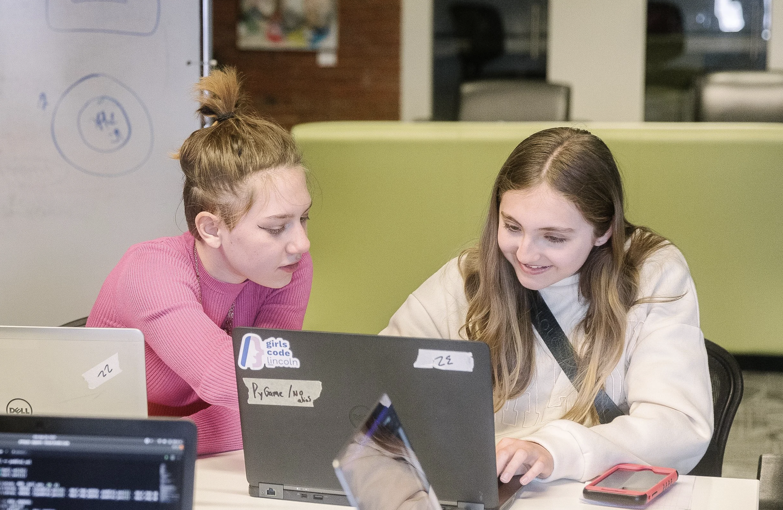 Girls Code Lincoln workshop